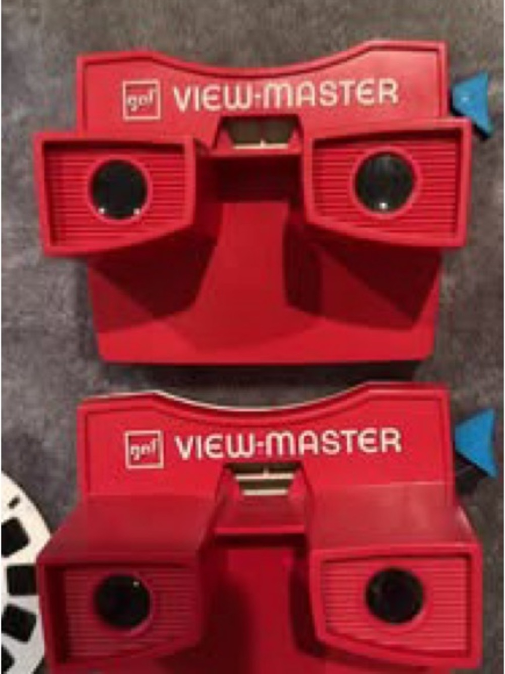 Vintage GAF View-Master Lot with 2 Viewers and Assorted Reels - Picture 2 of 6